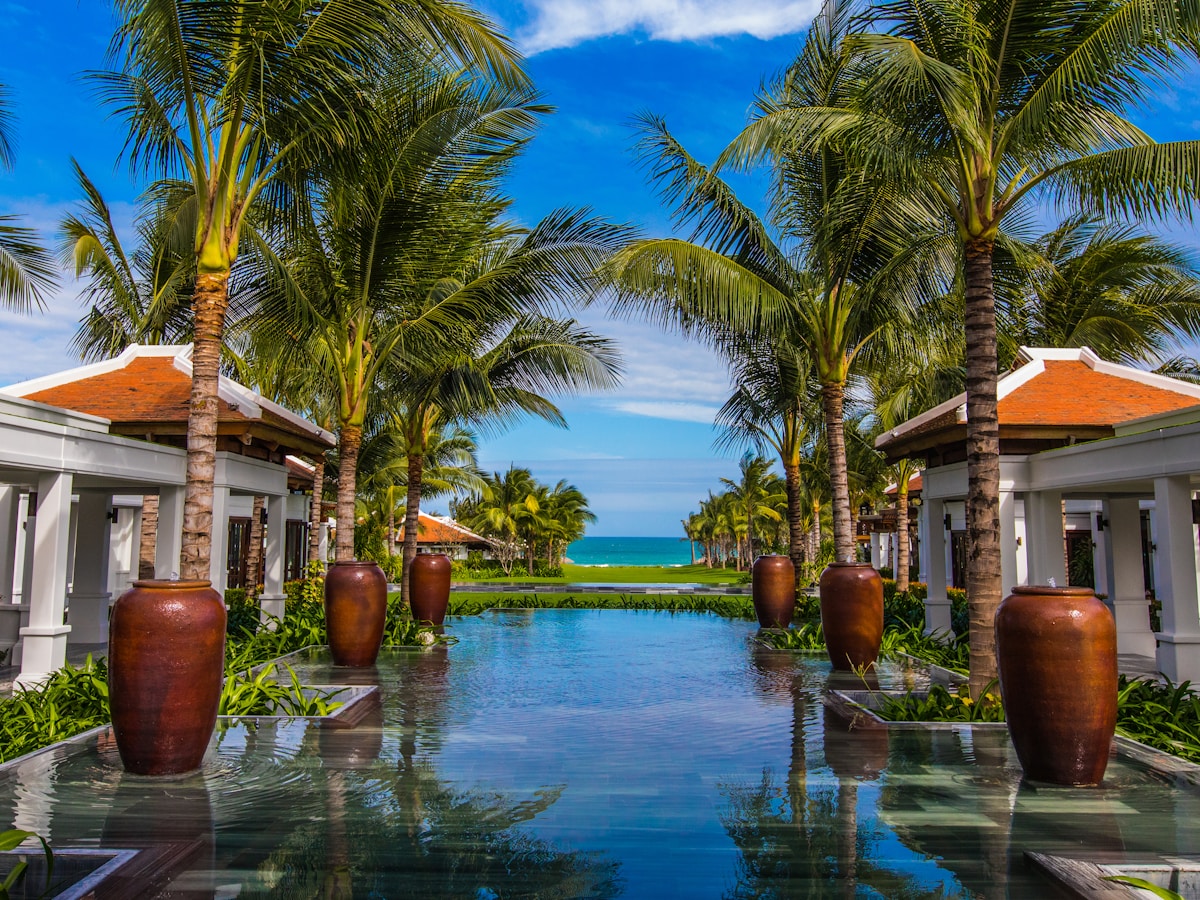 Lush Tropical Hospitality Landscape